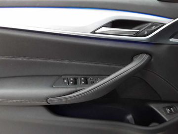 BMW 520 - 4