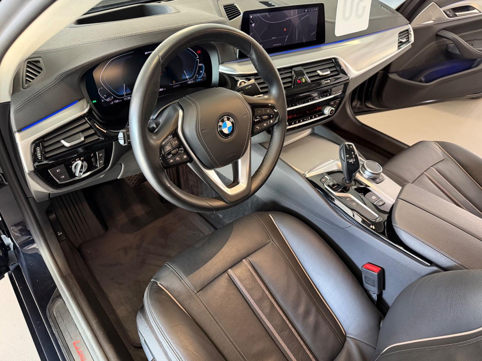 BMW 530 e Luxury Line HUD/PANO/CAM/AHK/ACC/SPUR/HIFI
