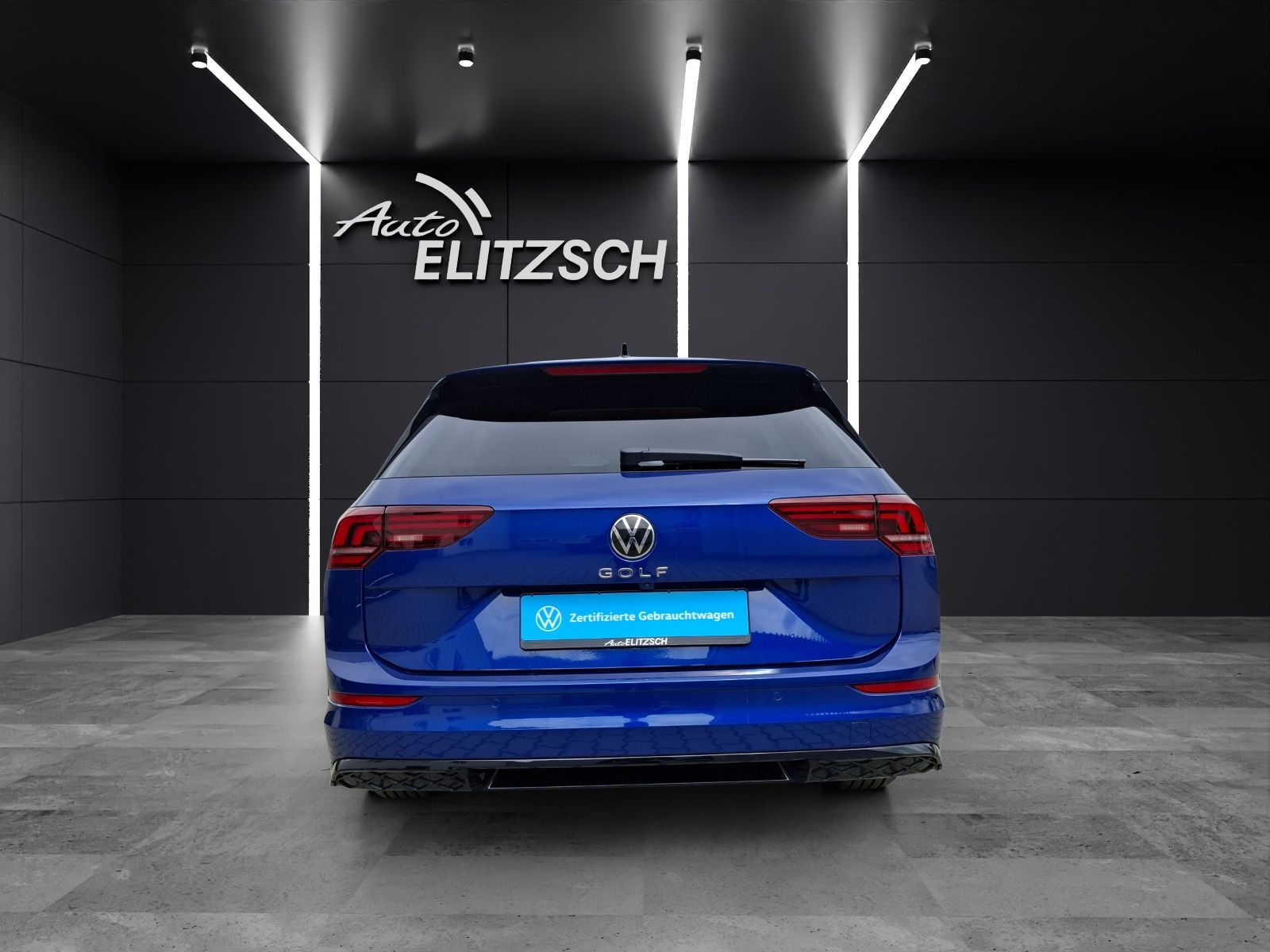 Fahrzeugabbildung Volkswagen Golf VIII Variant TDI R-Line DSG LED Navi AID AC