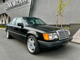 Mercedes-Benz 400E  V8 Oldtimer - Mercedes-Benz: Old