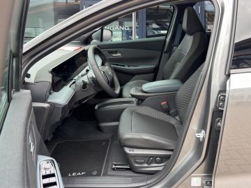 Nissan Leaf Evolve 75 kWh °PANO°HUD°Kamera°Navi°SHZ°
