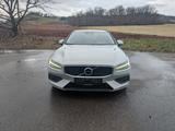 Volvo V60 Kombi Momentum Pro - gebrauchte Volvo Kombis