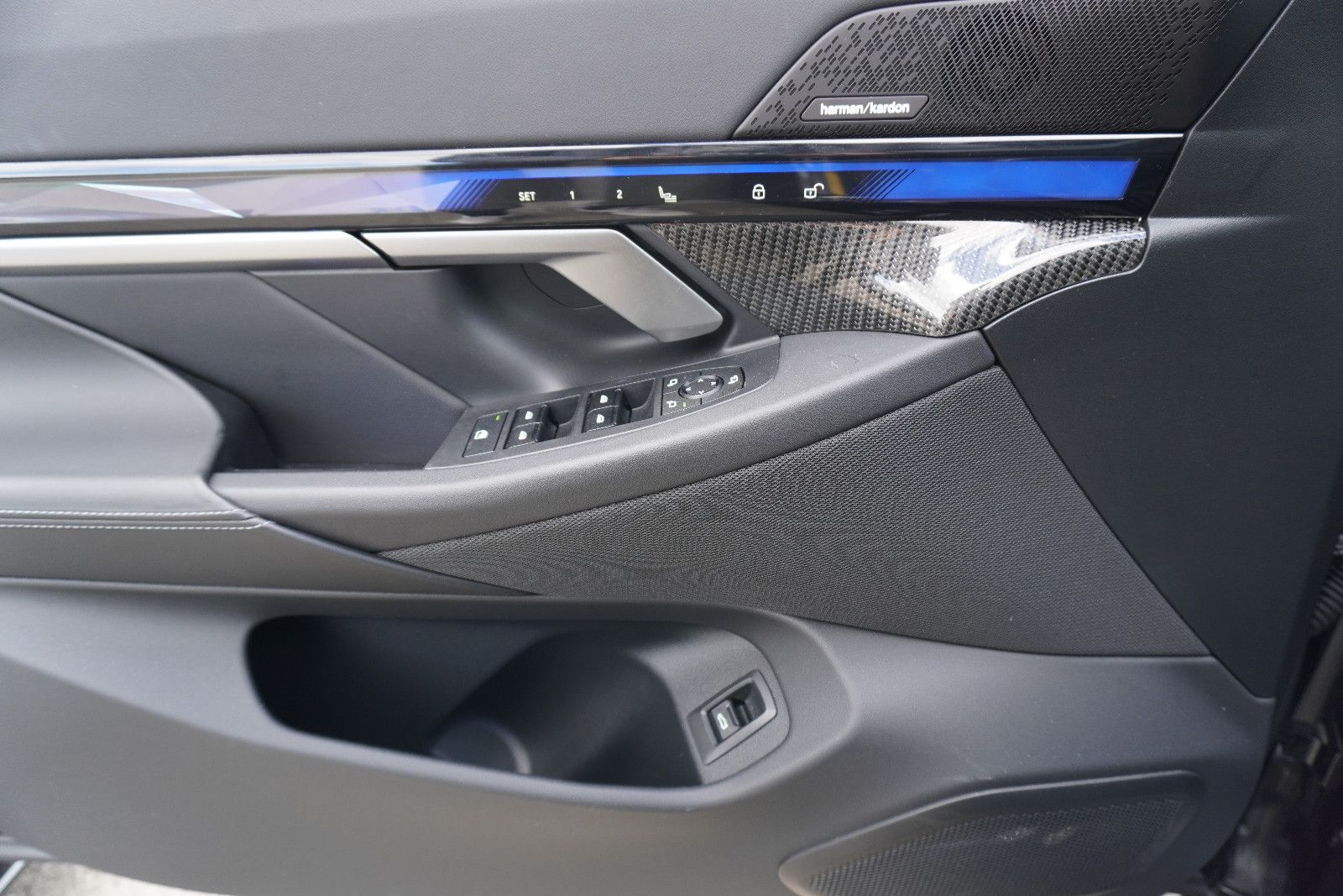 BMW i5 M60 xDrive Lim.*NAVI*LEDER*LED*SEHR GEPFLEGT* foto 24
