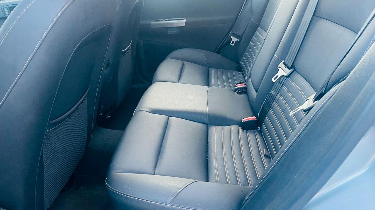VOLVO V50 1.8 16V 125CH FLEXI-FUEL MOMENTUM