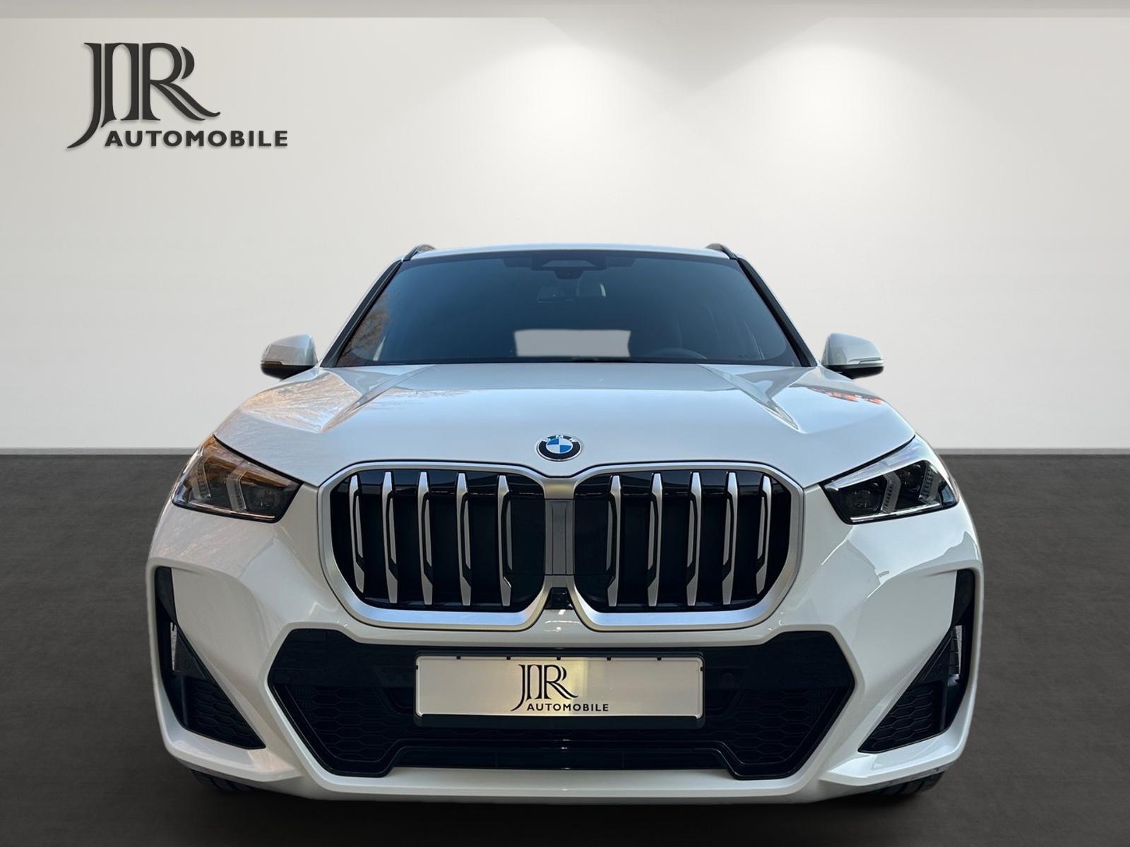 BMW X1 23 d xDrive M Sport   AHK,LED,Head-up-Display