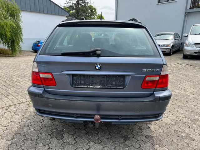 Fahrzeugabbildung BMW 320 Baureihe 3 Touring 320d Tüv 03.2026 AHK