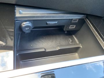 Bild 27 Opel Astra L ST 1.6 Ultimate LEDER/AHK/S-Dach/SHZ+LHZ