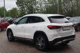 Mercedes-Benz GLA 200 Progressive LED Navi Panorama Kamera - Mercedes-Benz Gebrauchtwagen in Neubrandenburg
