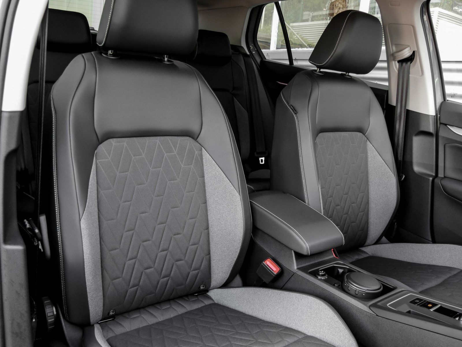 Volkswagen Golf - Bild 7