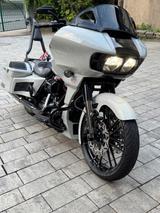 Harley-Davidson Road Glide CVO - HARLEY-DAVIDSON ROAD GLIDE CVO