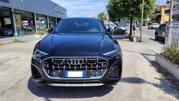 Audi Q8 - 1