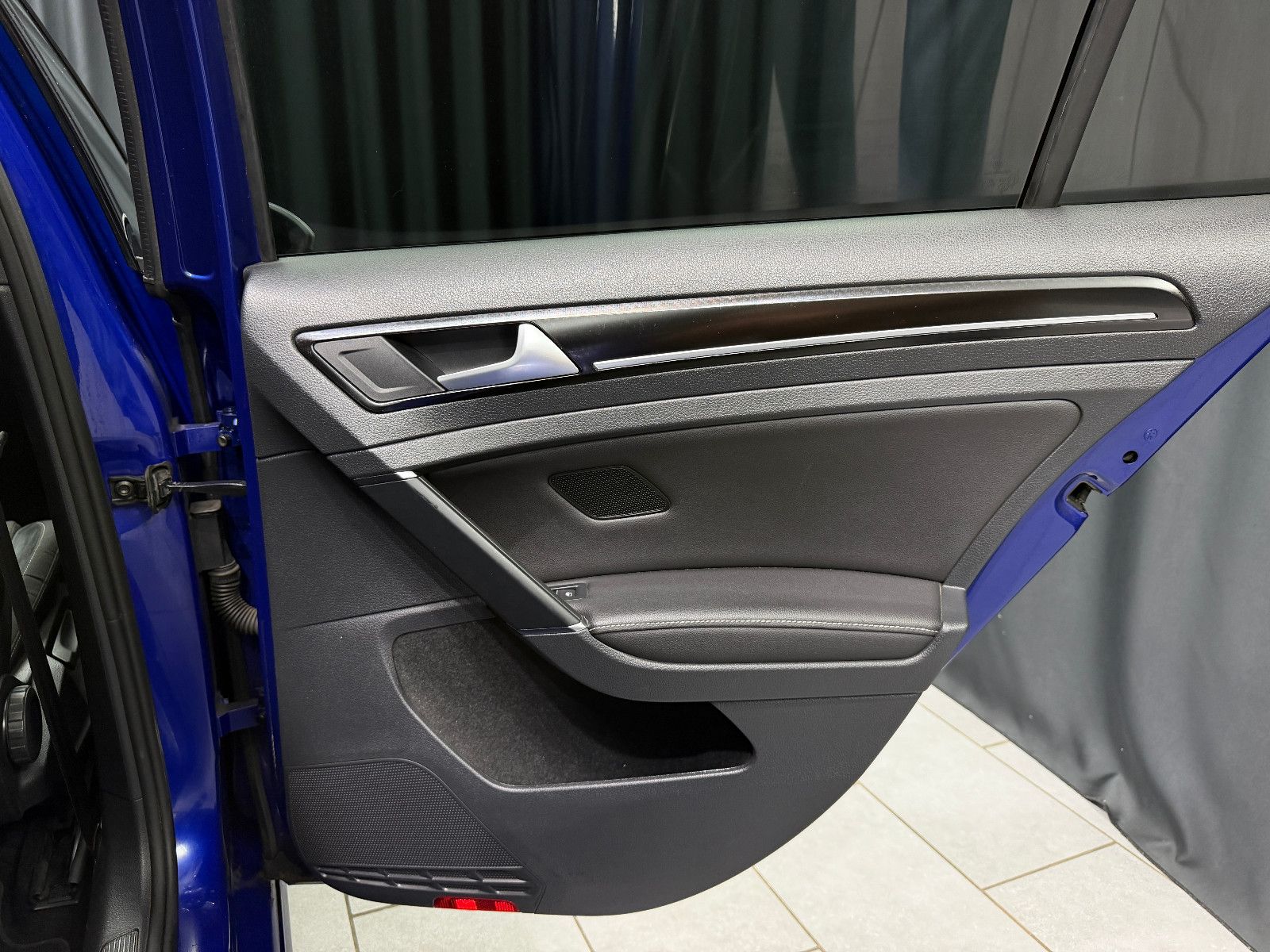 Fahrzeugabbildung Volkswagen Golf VII Lim. R 4Motion|H&R|GRAIL Exhaust