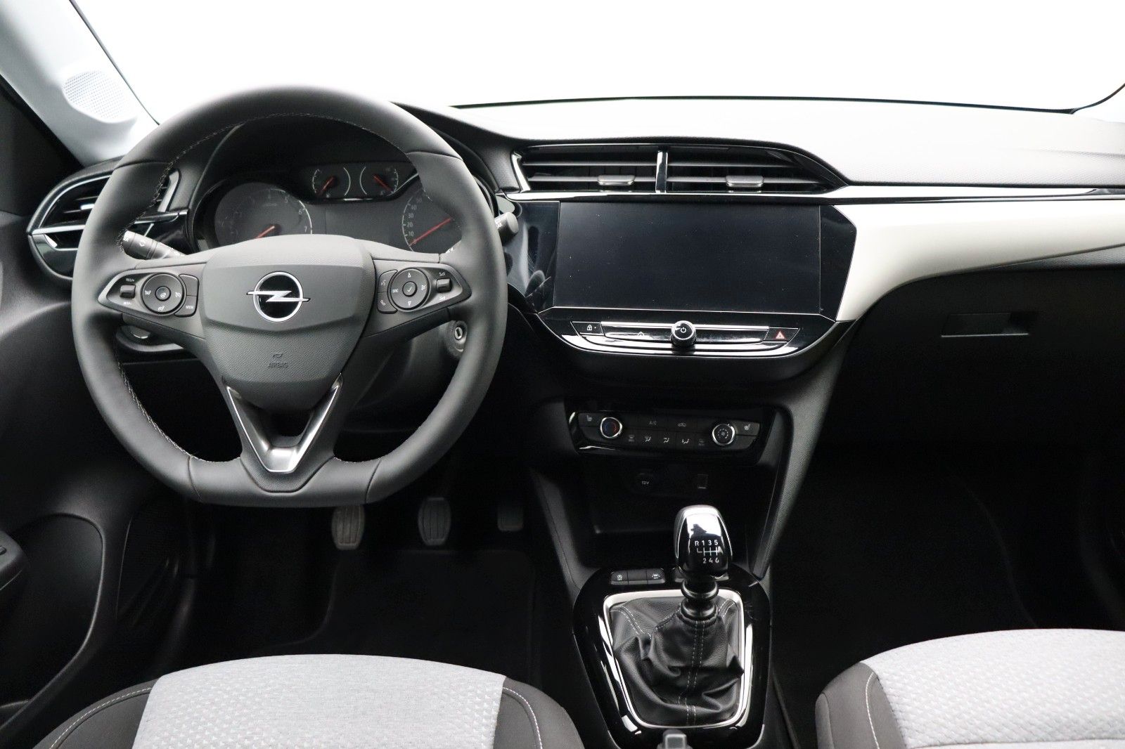 Fahrzeugabbildung Opel Corsa 1.2 F Basis