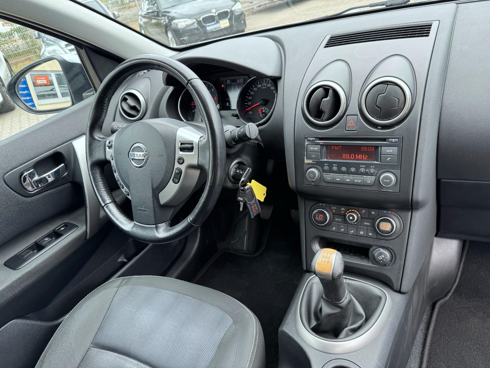 Nissan Qashqai Acenta*Panorama*AHK*S-Heft*1-Hand