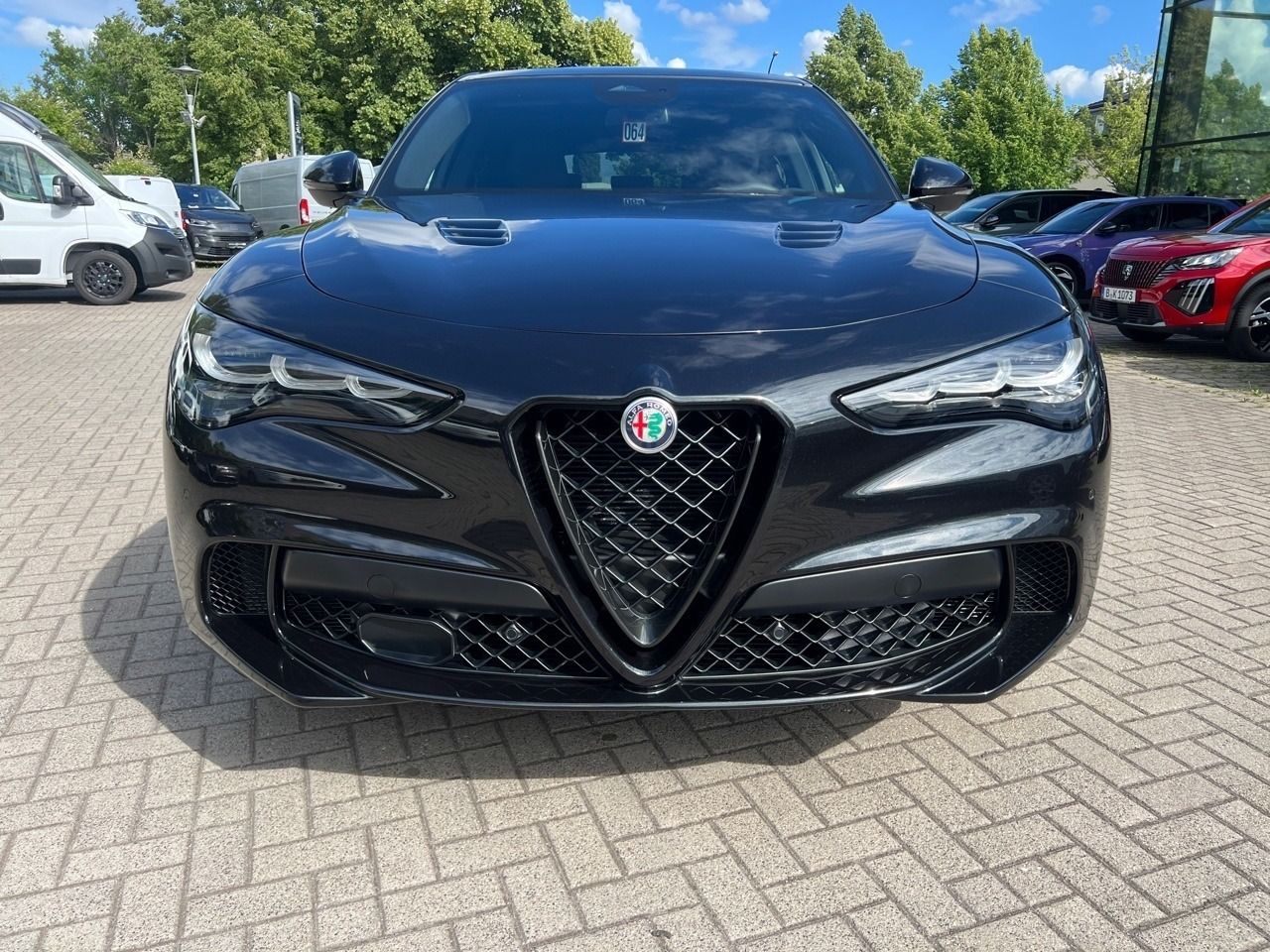 Alfa Romeo Stelvio - Bild 2