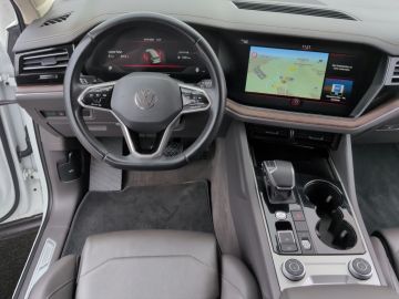 Volkswagen Touareg - 6