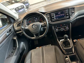 MYAUTOCENTER – Gebraucht- und Jahreswagen mit Werkstattservice in Pfaffenhofen Volkswagen T-Roc Style *LED*Unfallfrei*TÜV*PDC*