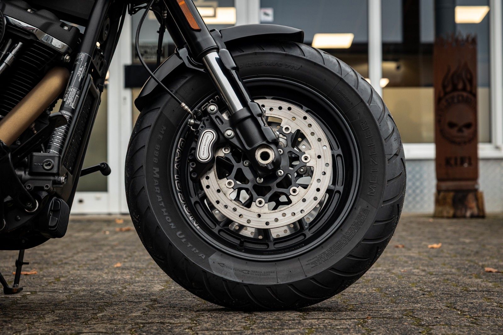 Fahrzeugabbildung Harley-Davidson FXFBS FAT BOB 114 CUI SOFTAIL - KESSTECH