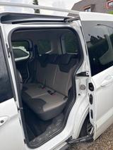Ford Tourneo Courier Titanium Navi - Ford Tourneo in München