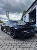 Porsche Taycan Panorama/Bose/Sport-Chrono-Paket/21"BBS - Porsche Taycan