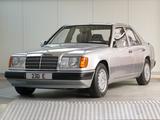 Mercedes-Benz 230E W124 Mopf1 Autom. Karo blau H-Kennz. eSSD - Mercedes-Benz E 230 Gebrauchtwagen