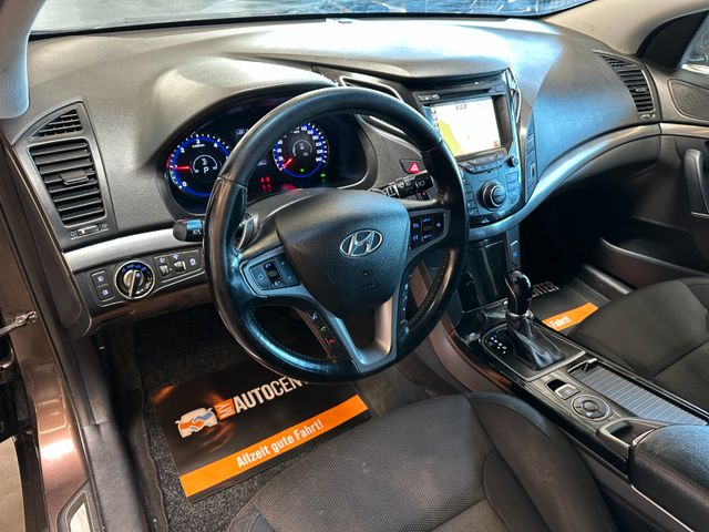 Hyundai i40 cw blue Premium *Navi*TOP*AHK*