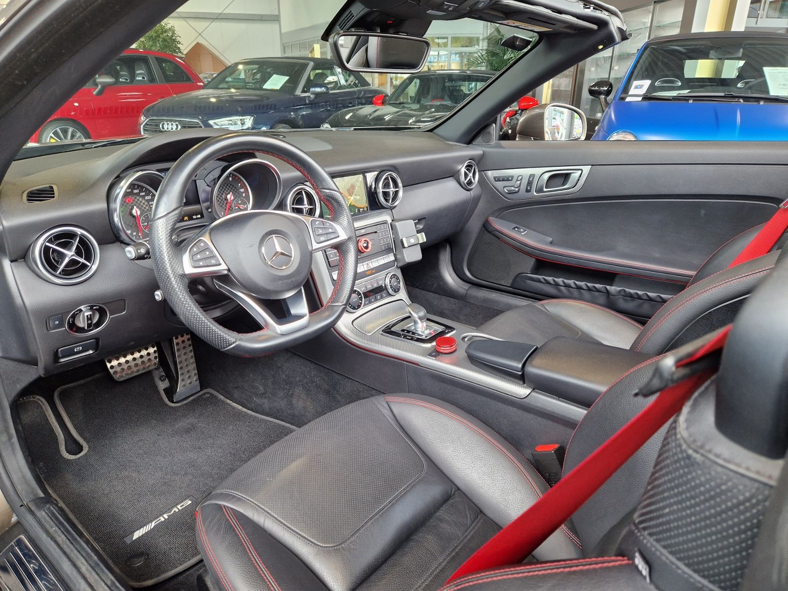 Fahrzeugabbildung Mercedes-Benz SLC 300 AMG MEMORY LED NAVI RFK