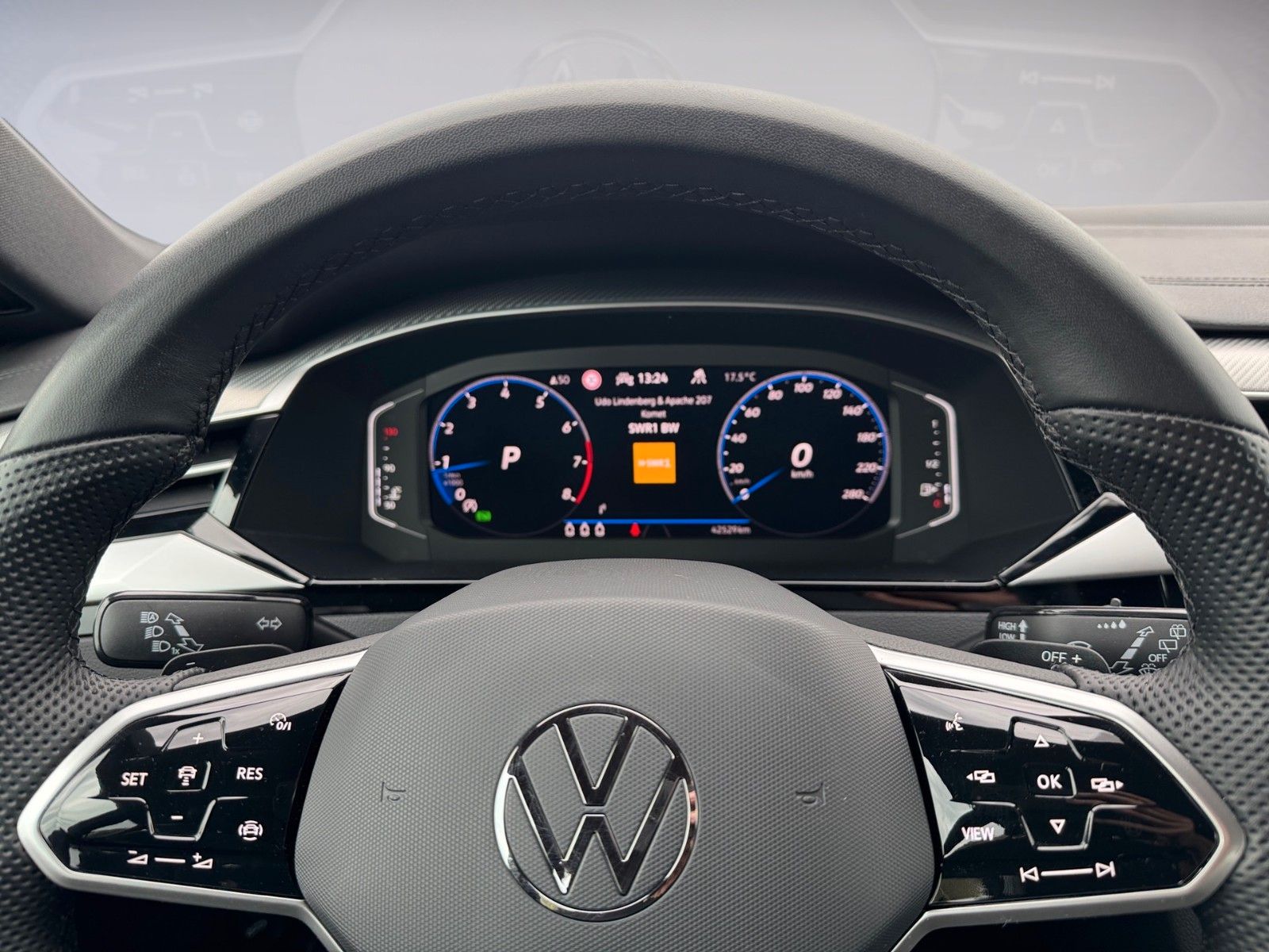 Fahrzeugabbildung Volkswagen Arteon Shooting Brake R-Line 2.0 TSI