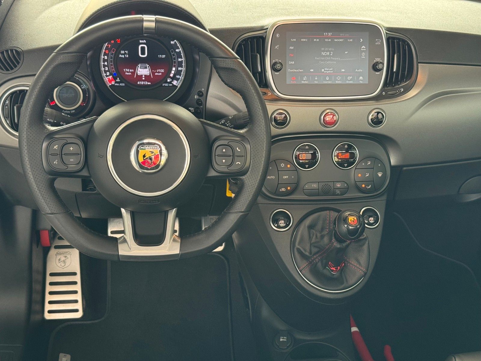 Fahrzeugabbildung Abarth 500 Cabrio 595 C Turismo 70th Anniversary