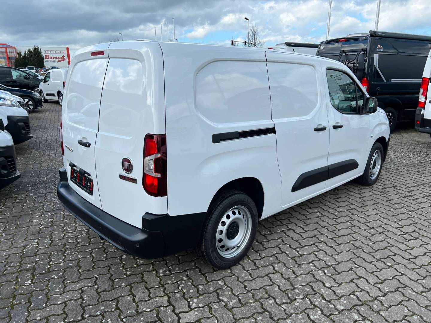Fahrzeugabbildung Fiat Doblo XL KAWA100 MT6