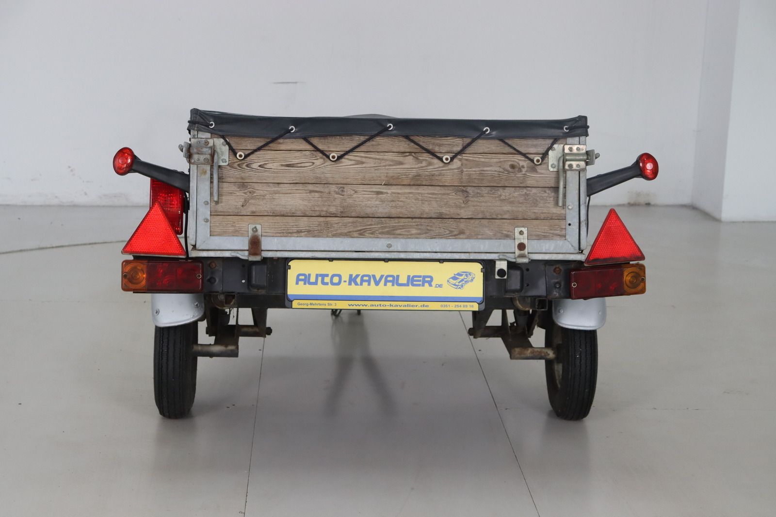 Fahrzeugabbildung Andere HP 400 * HU bis 02.2028 *