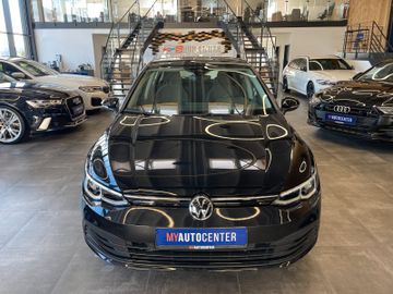 Volkswagen Golf VIII Lim. Life *FAHRSCHULAUTO*LED*AHK*ACC*