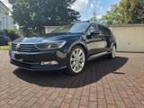 Volkswagen Passat Variant 2.0 TDI Highline Variant Highline - Volkswagen Passat Variant in Bonn