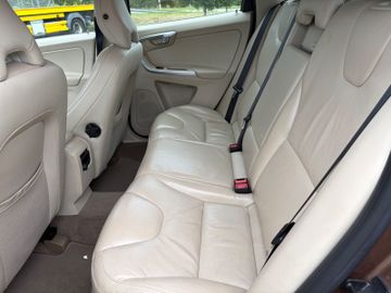 Volvo XC60 - 12