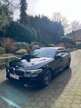 BMW 520d M Sport AHK HuD Glasd. DA Prof. PA WLAN