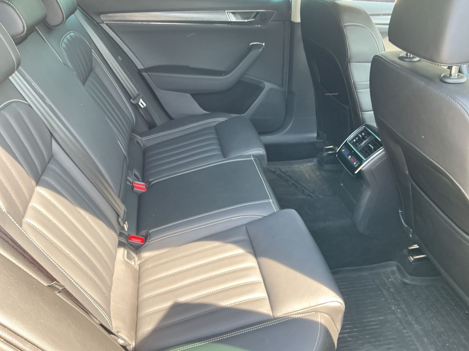 Skoda Superb - Bild 16