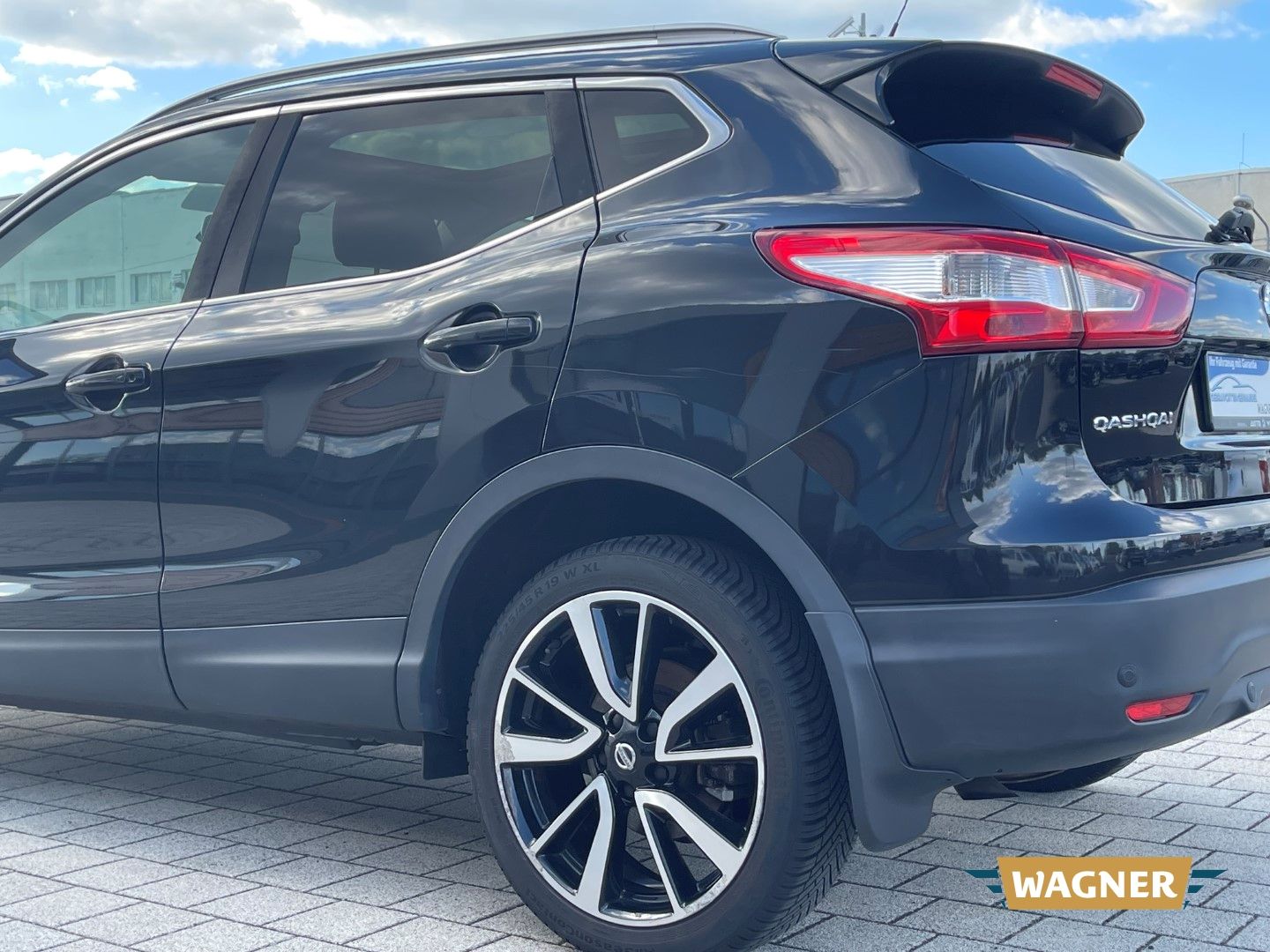 Fahrzeugabbildung Nissan Qashqai N-Connecta Automatik Tempomat