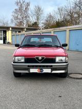 Alfa Romeo 33 RED  orig. 23984KM  'makellos'  1J. Garantie