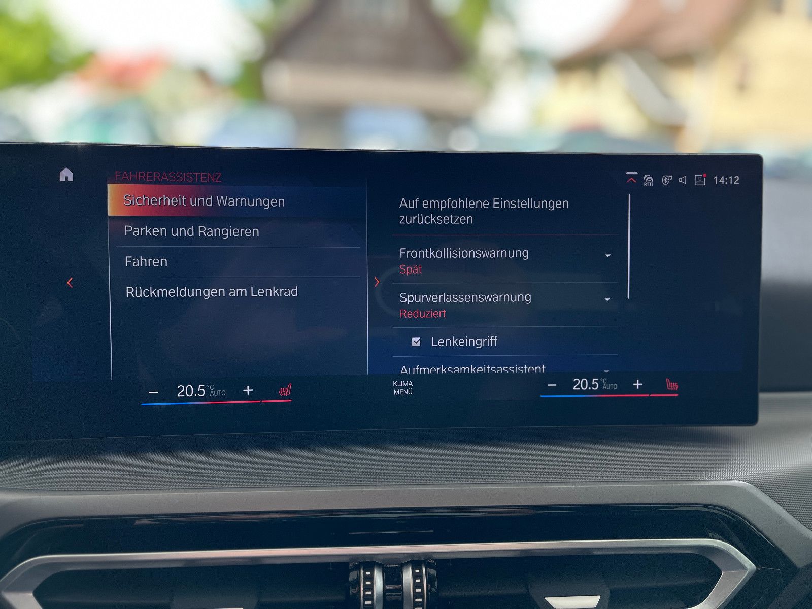 BMW 318i Limo Navi Shz 18"-M LED ShadowLine foto 21