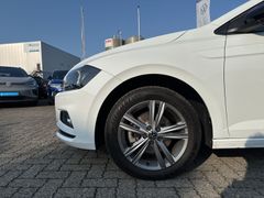 Fahrzeugabbildung Volkswagen Polo 1.0 TSI United KAMERA NAVI DAB+