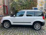 Skoda Yeti 1.2 TSI Ambition Ambition mit Panoramadach  - Skoda Yeti: Leder