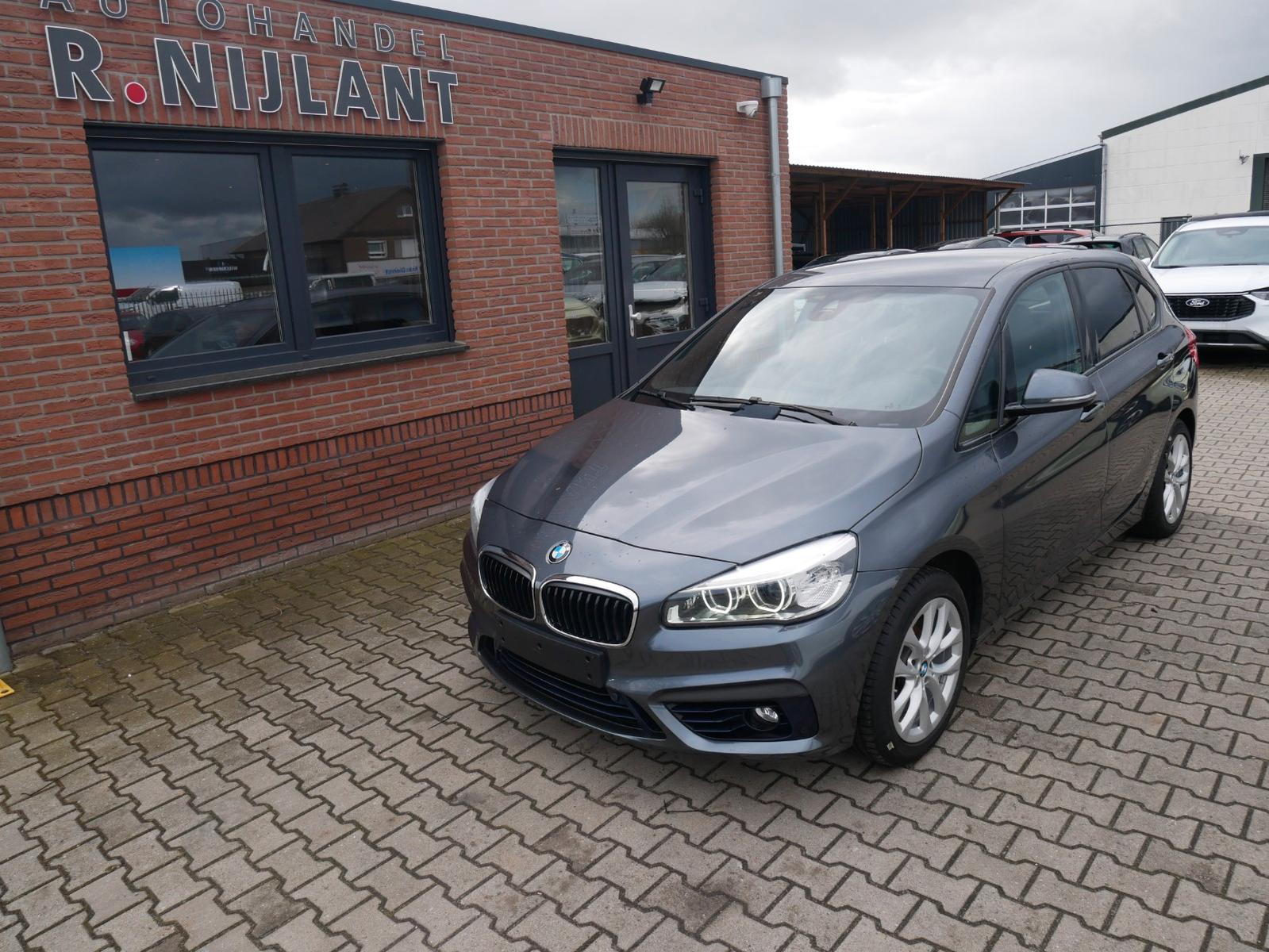 BMW 218 Active Tourer Sport Line Lede Leder Autom.