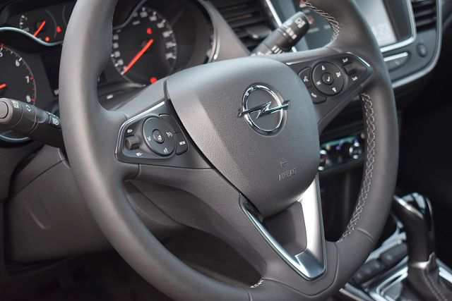 Opel Crossland (X)