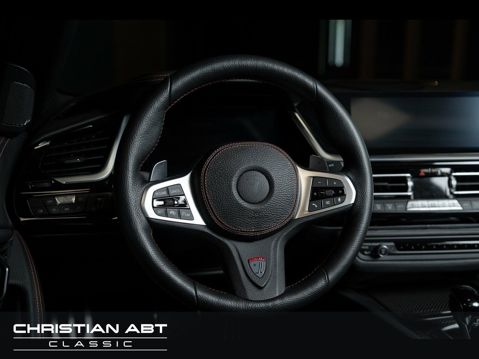 Fahrzeugabbildung BMW Estella Tender 5.7 Carbon-Kit * 1 of 1 * M40i