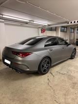 Mercedes-Benz CLA 220 AMG Line, Night Paket, Pano usw - graue Mercedes-Benz CLA 220