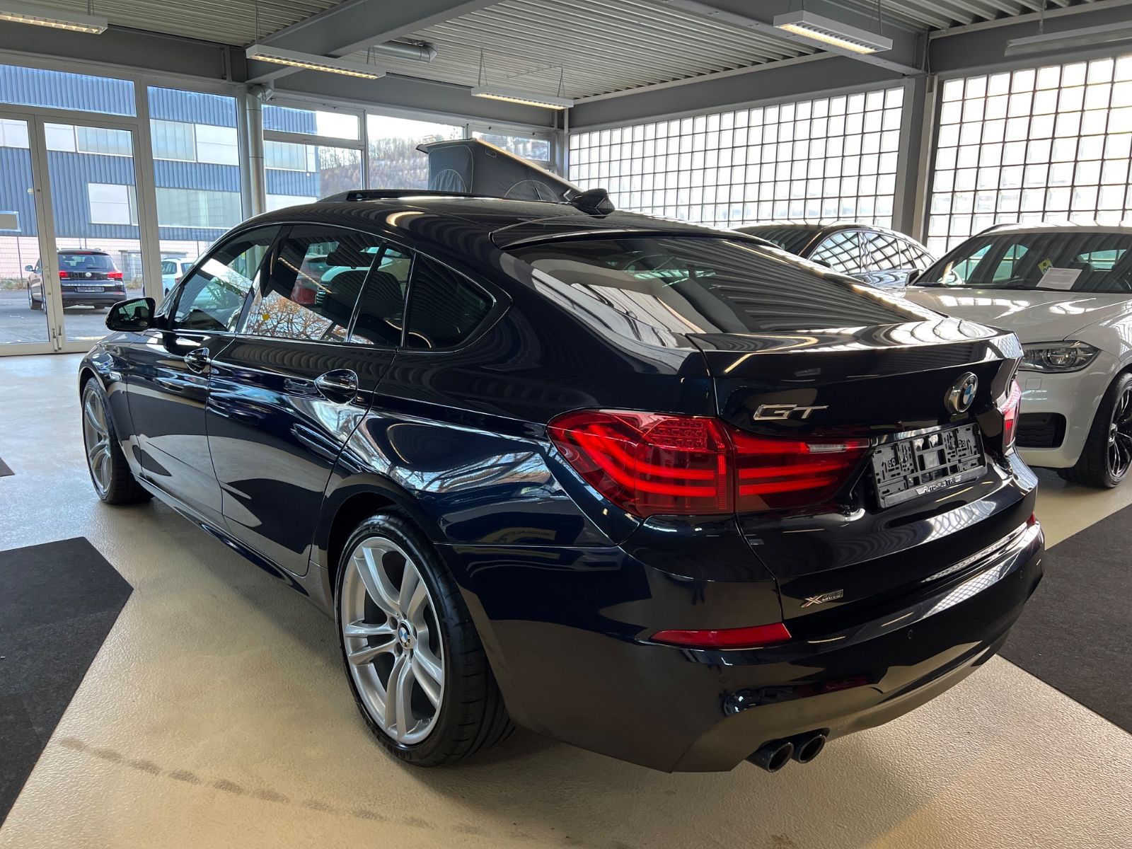 Fahrzeugabbildung BMW Gran Turismo 530 d xDrive M Sport