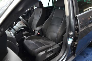 Volkswagen Golf - 9