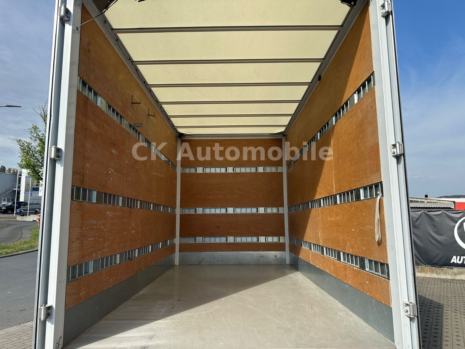 Fahrzeugabbildung Mercedes-Benz Sprinter III 516 CDI Koffer RWD/Klima/Kamera/SHZ