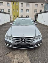 Mercedes-Benz E 220 CD-  Totwinkel, Tempomat & Schiebdach - Mercedes-Benz 220: Te