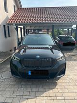 BMW iX1 xDrive30 inkl. AHK und Head-Up Display - BMW iX1